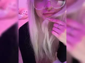 ItsIsabellea  live sex cam