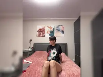Kata-Conda  live sex cam