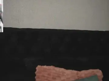 Moan4u  live sex cam