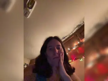 Novgirl83  live sex cam