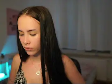 Magenrain  live sex cam