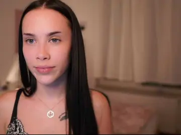 Magenrain  live sex cam