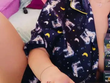 Cool-Baby  live sex cam