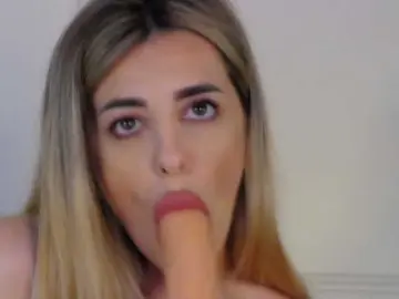 IvyLustt  live sex cam