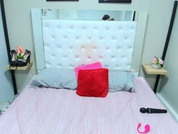 Kimmturner  live sex cam