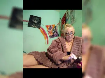 Lilit8880  live sex cam