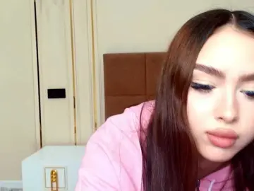 Maddieperezzz  live sex cam