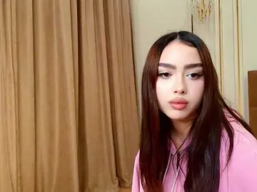 Maddieperezzz  live sex cam