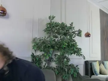 ArianaRhodes  live sex cam