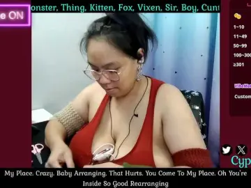 Cypurr  live sex cam