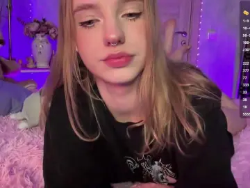 EveDarkSide  live sex cam