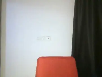 Hotchocolatee191  live sex cam