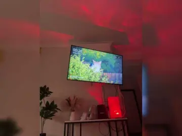 Kotofeyka1  live sex cam