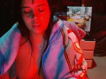 Megan-foxyx1  live sex cam