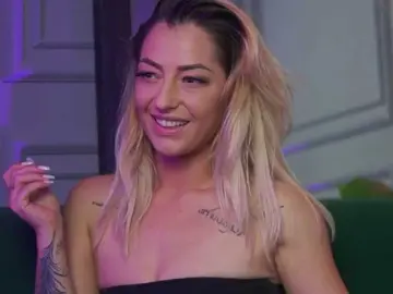 MichelleJo  live sex cam