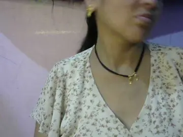 Poonam-2  live sex cam