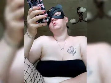 Tasia97  live sex cam