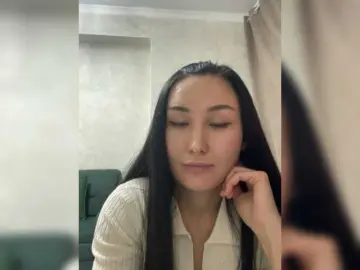 Aika-light  live sex cam