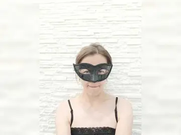 Akaza-zx  live sex cam