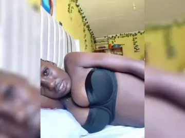 BlackDarling  live sex cam