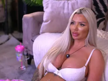 BlancheLuxe  live sex cam