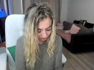 ElissaVibe  live sex cam