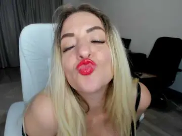 ElissaVibe  live sex cam
