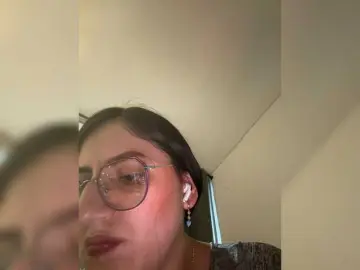 EvanShell1  live sex cam