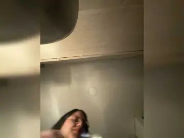 EvanShell1  live sex cam