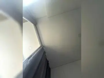 EvanShell1  live sex cam