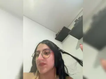 EvanShell1  live sex cam