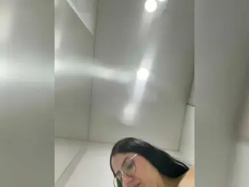 EvanShell1  live sex cam