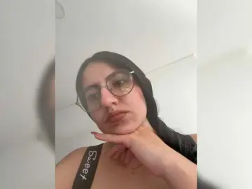 EvanShell1  live sex cam