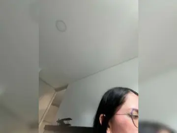 EvanShell1  live sex cam