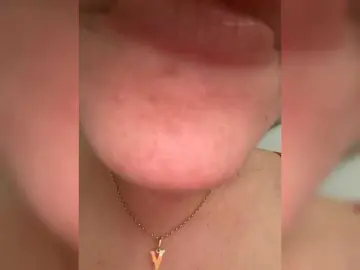 EvanShell1  live sex cam