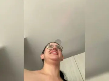 EvanShell1  live sex cam