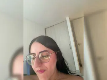 EvanShell1  live sex cam
