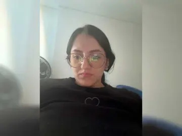 EvanShell1  live sex cam