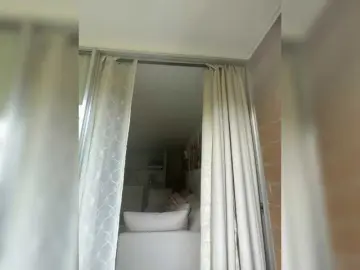 EvanShell1  live sex cam
