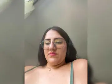 EvanShell1  live sex cam