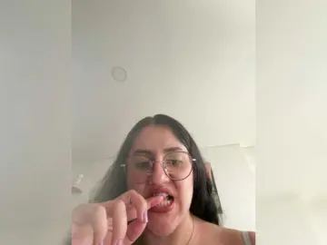 EvanShell1  live sex cam