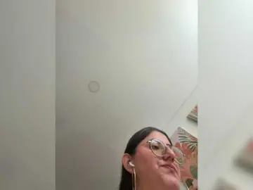 EvanShell1  live sex cam