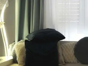 OrianaWade  live sex cam