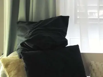 OrianaWade  live sex cam