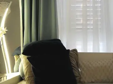 OrianaWade  live sex cam
