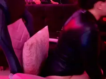 Paulinabdsm  live sex cam