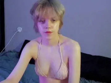ReneYolker  live sex cam