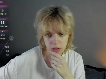 ReneYolker  live sex cam