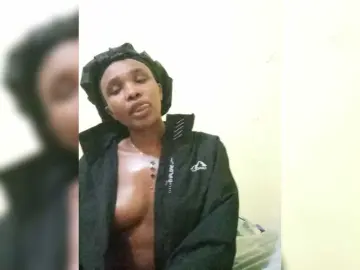SweetBella-1  live sex cam
