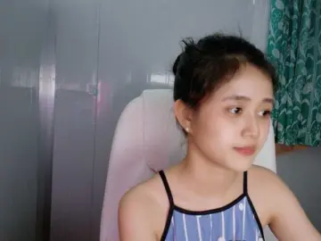 Tranghotgirl69  live sex cam
